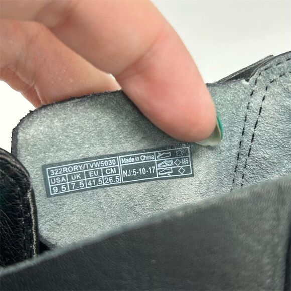 Vionic Rory Women's Black Leather Ankle Boots Size 9.5 Back Zipper Buckle Detail - Picture 12 of 12